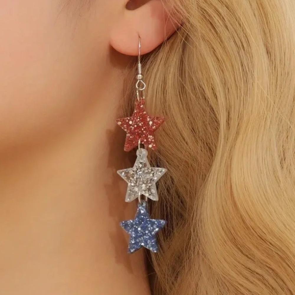 🔴 Red White & Blue Dangle Star Earrings
